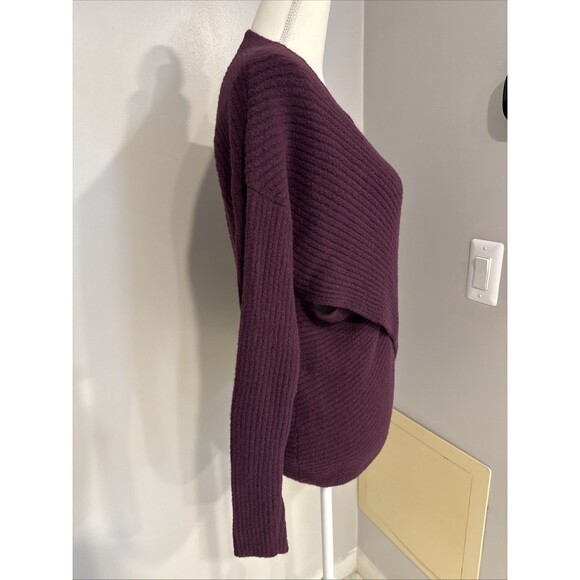 EXPRESS MAROON LONG SLEEVE SWEATER STRETCH Long Sleeve Size Medium - Picture 2 of 6